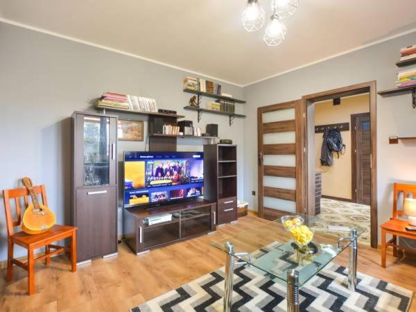 Apartament Folkowy Wujek Pod Gromadzyniem Ustrzyki Dolne Exterior photo